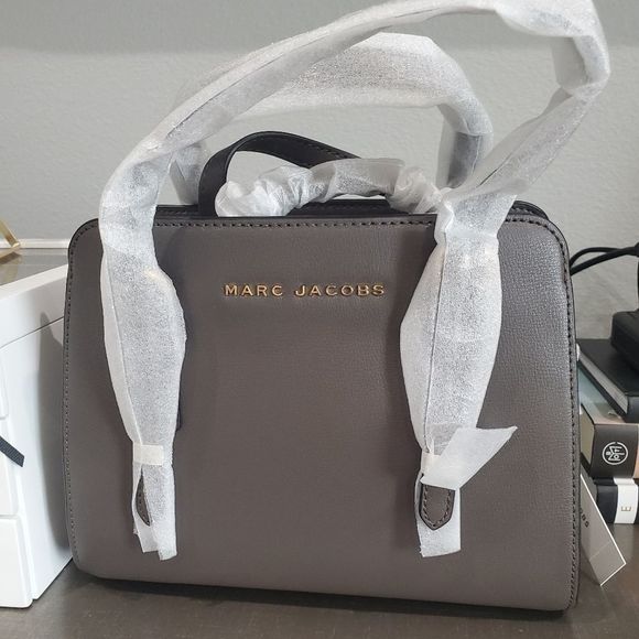 Marc Jacobs grey crossbody - Picture 3 of 7